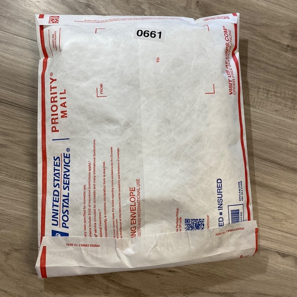 REI Women's Ivory Fleece Vest - Small - Picture 9 of 9